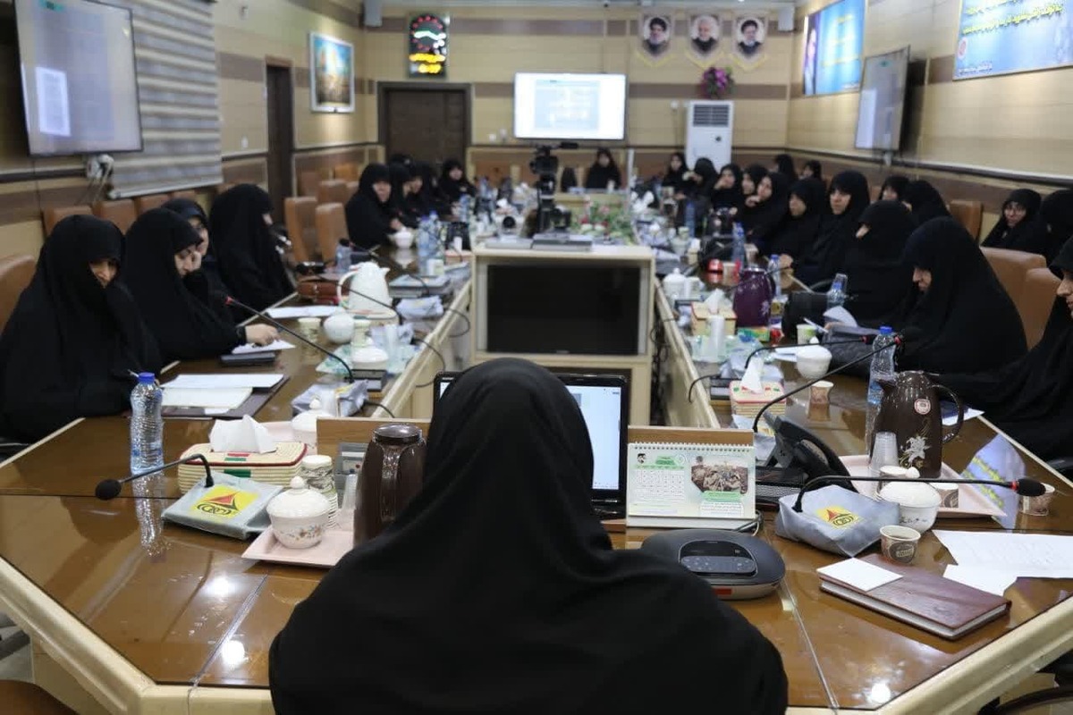 برگزاری کارگاه مهارت آموزی سبک زندگی اسلامی ایرانی با محوریت فرزندآوری وازدواج آسان
