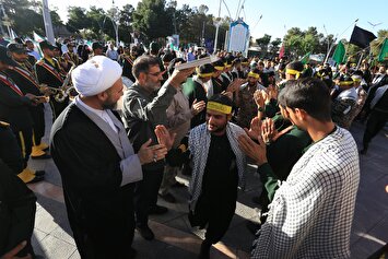 بدرقه کاروان دوی امدادی، عاشقان حسینی زائران خمینی
