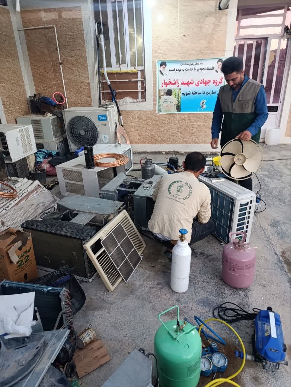 سرویس ۸۰ کولر افراد بی بضاعت در میداوود خوزستان