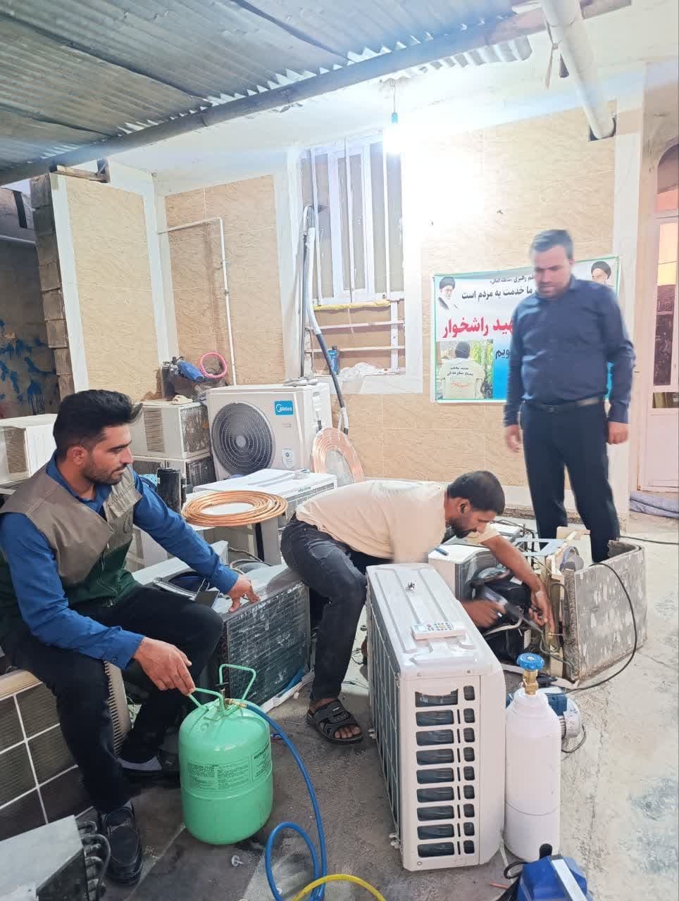 سرویس ۸۰ کولر افراد بی بضاعت در میداوود خوزستان
