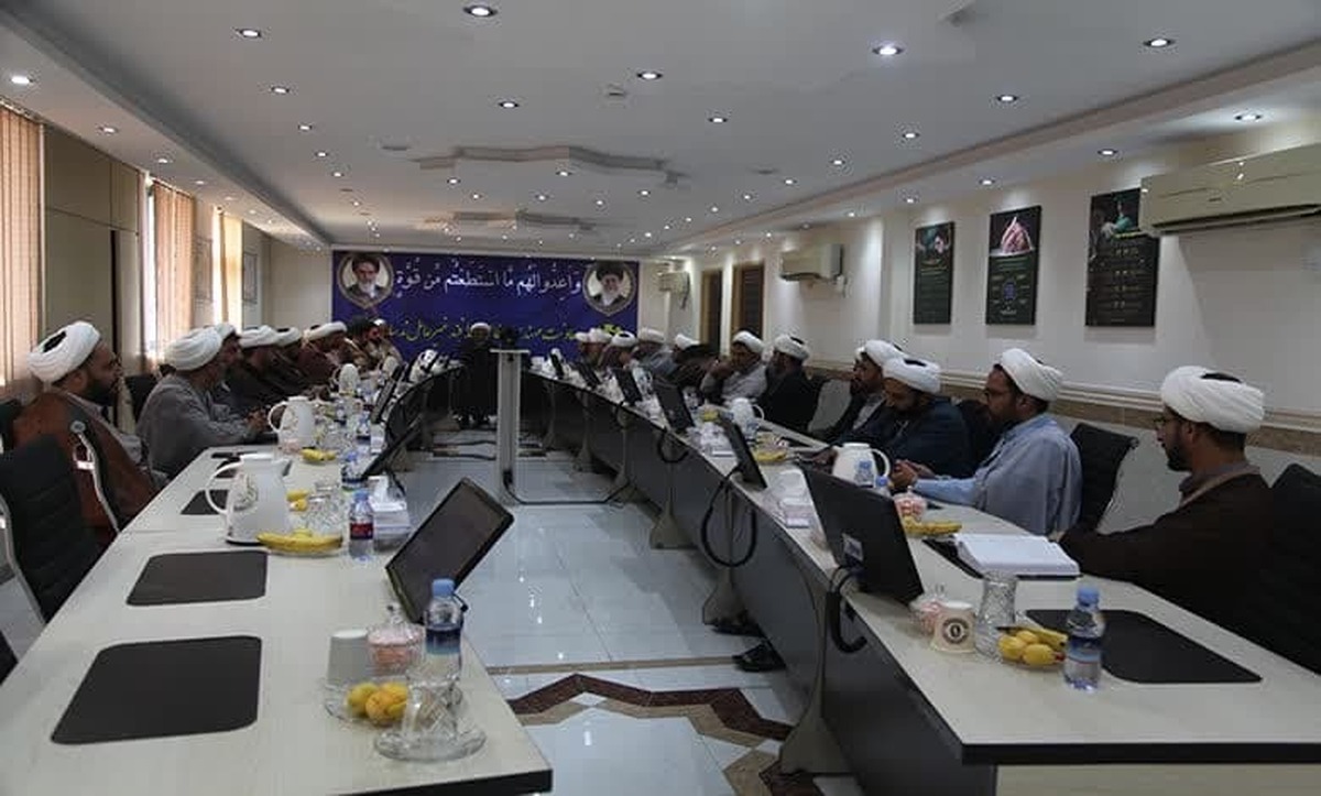 برگزاری کارگاه جهاد تبیین با موضوع شاخصه های مکتب امام روح الله(رضوان الله علیه)