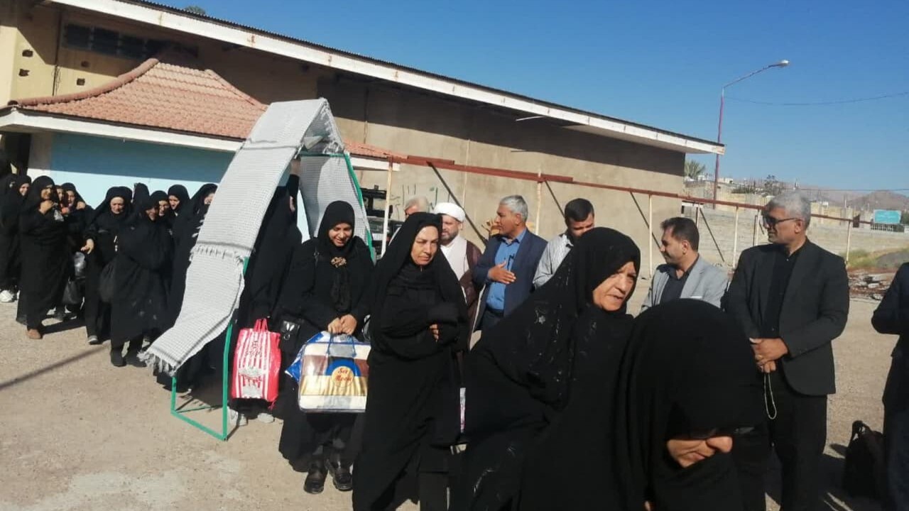 اعزام 200 نفر از عاشقان روح الله شهرستان ارسنجان به مرقد مطهر امام (ره)
