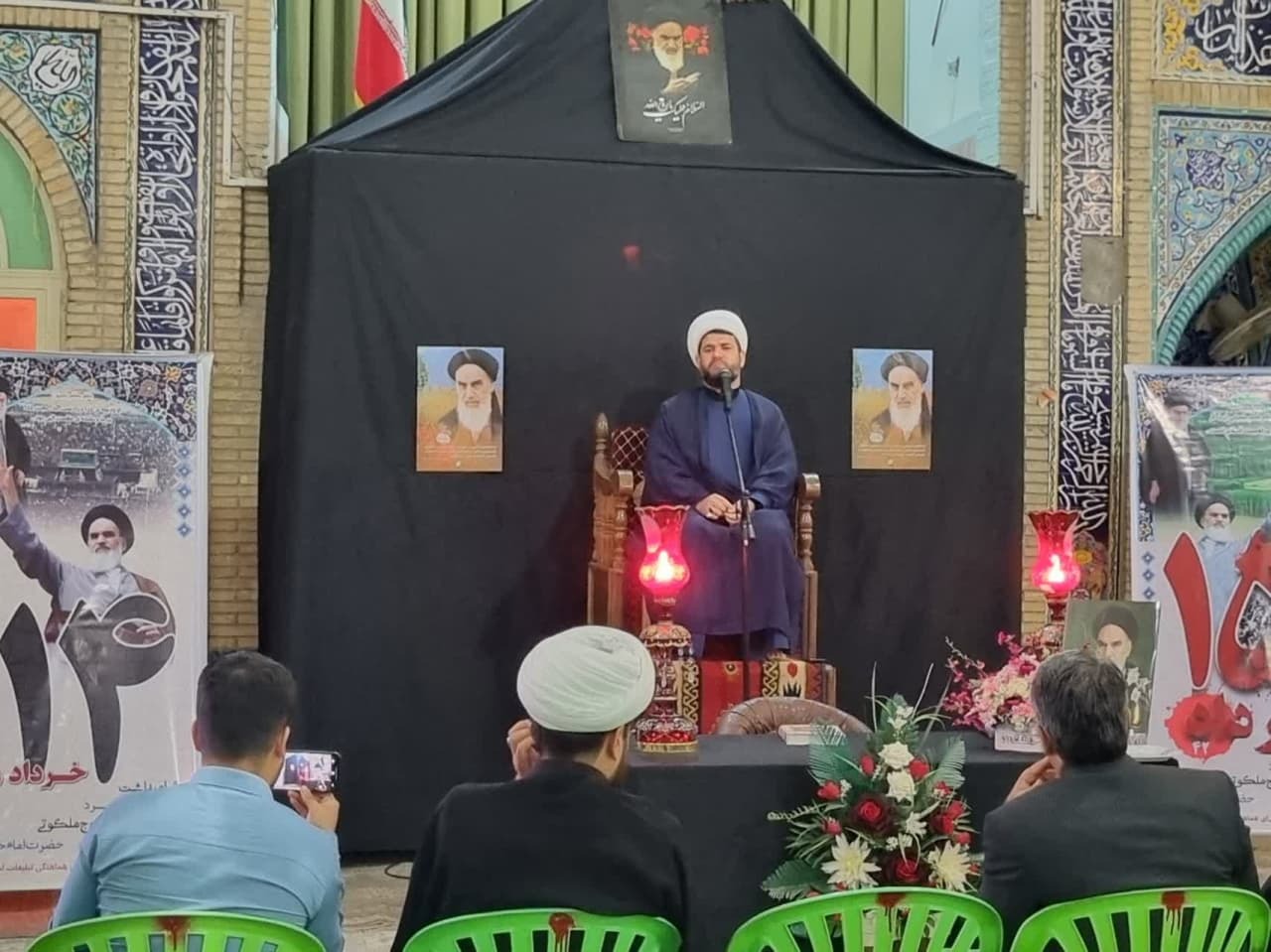 لازمه ادامه راه امام (ره) مجهز شدن به دو سلاح ایمان و امید