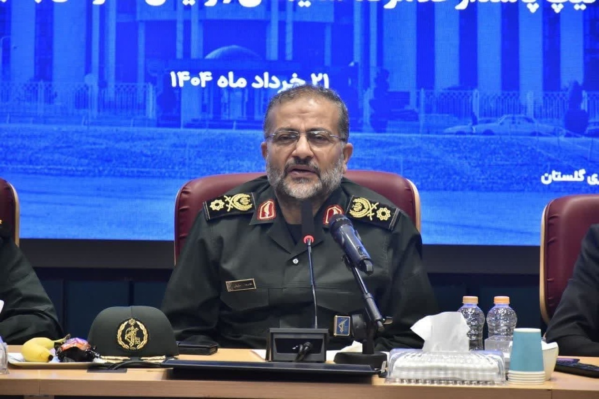 جمهوری اسلامی یک نظریه ابتکاری از سوی امام راحل بود