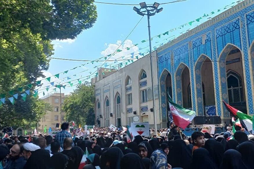 تجمع مردم غیور البرز در مصلی کرج، در پی جنایت رژیم صهیونیستی در کشورمان ایران