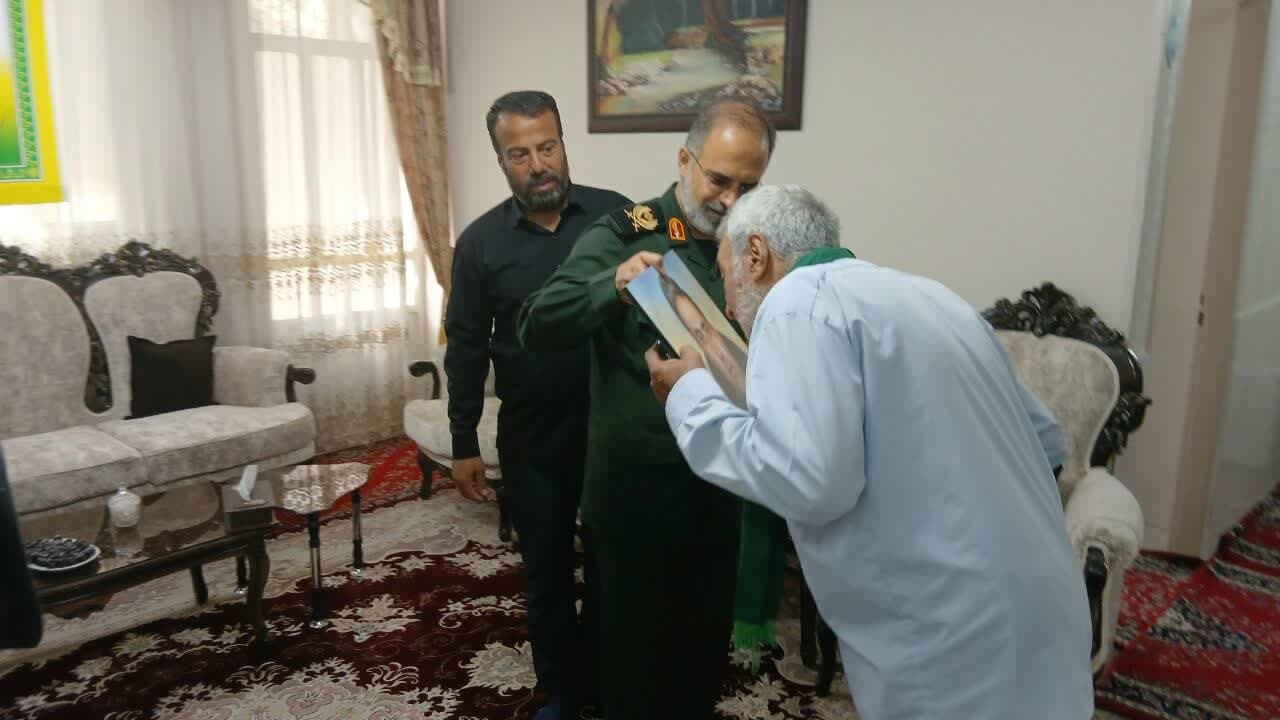 حضور فرمانده سپاه قم در شهید شاخص سال ۱۴۰۴ استان
