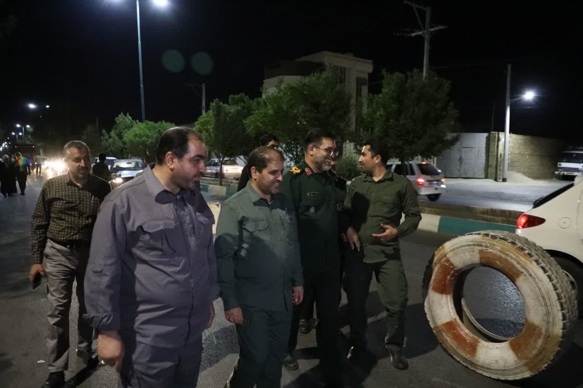 حضور سردار زارع کمالی فرمانده سپاه الغدیر استان یزد و دیگر مسئولان در پایگاه ها و ایست های بازرسی