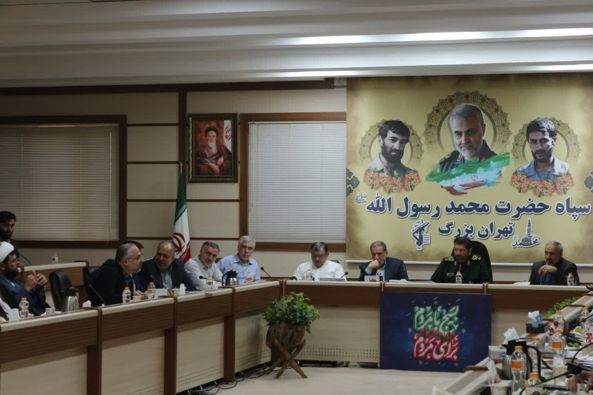نشست صمیمی نمایندگان مجلس شورای اسلامی با سردار حسن زاده