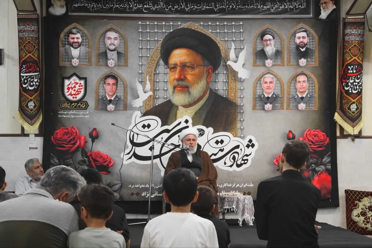 شهیدان خدمت، الگوهای جاودان اخلاص، ولایتمداری و خدمت خالصانه‌اند