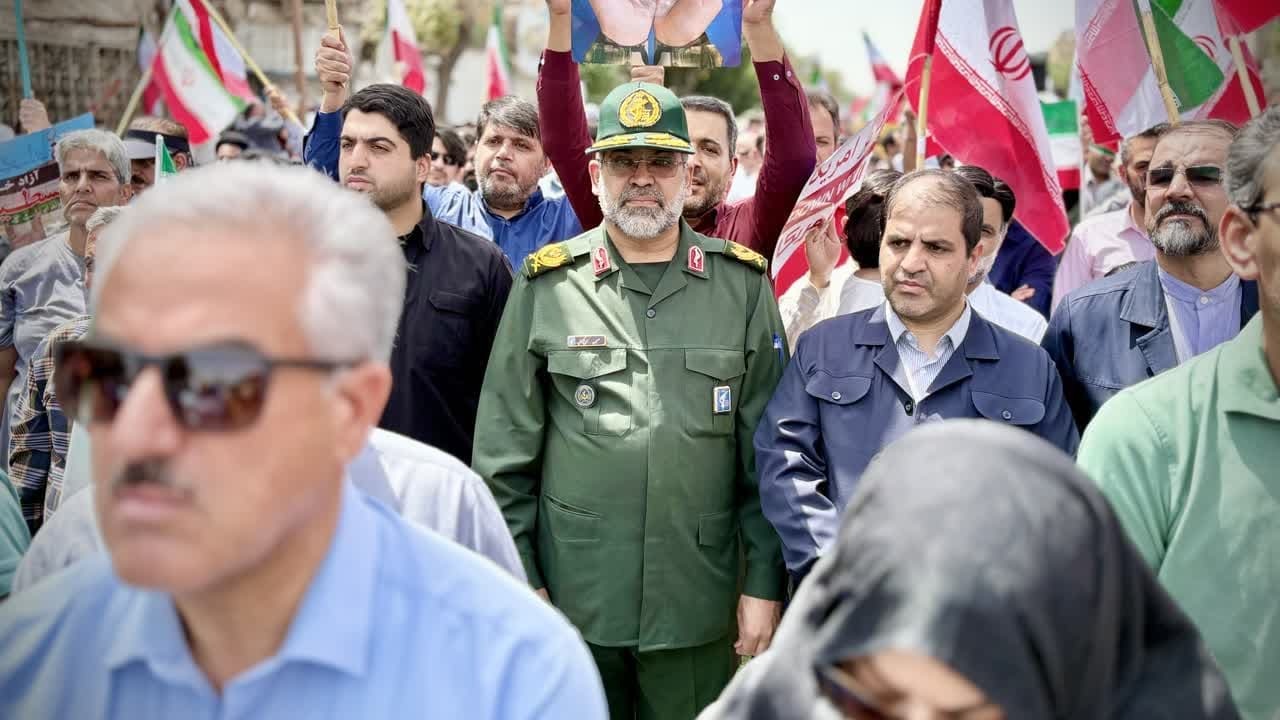 حضور فرمانده سپاه الغدیر استان یزد در راهپیمایی محکومیت جنایات وحشیانه رژیم صهیونیستی