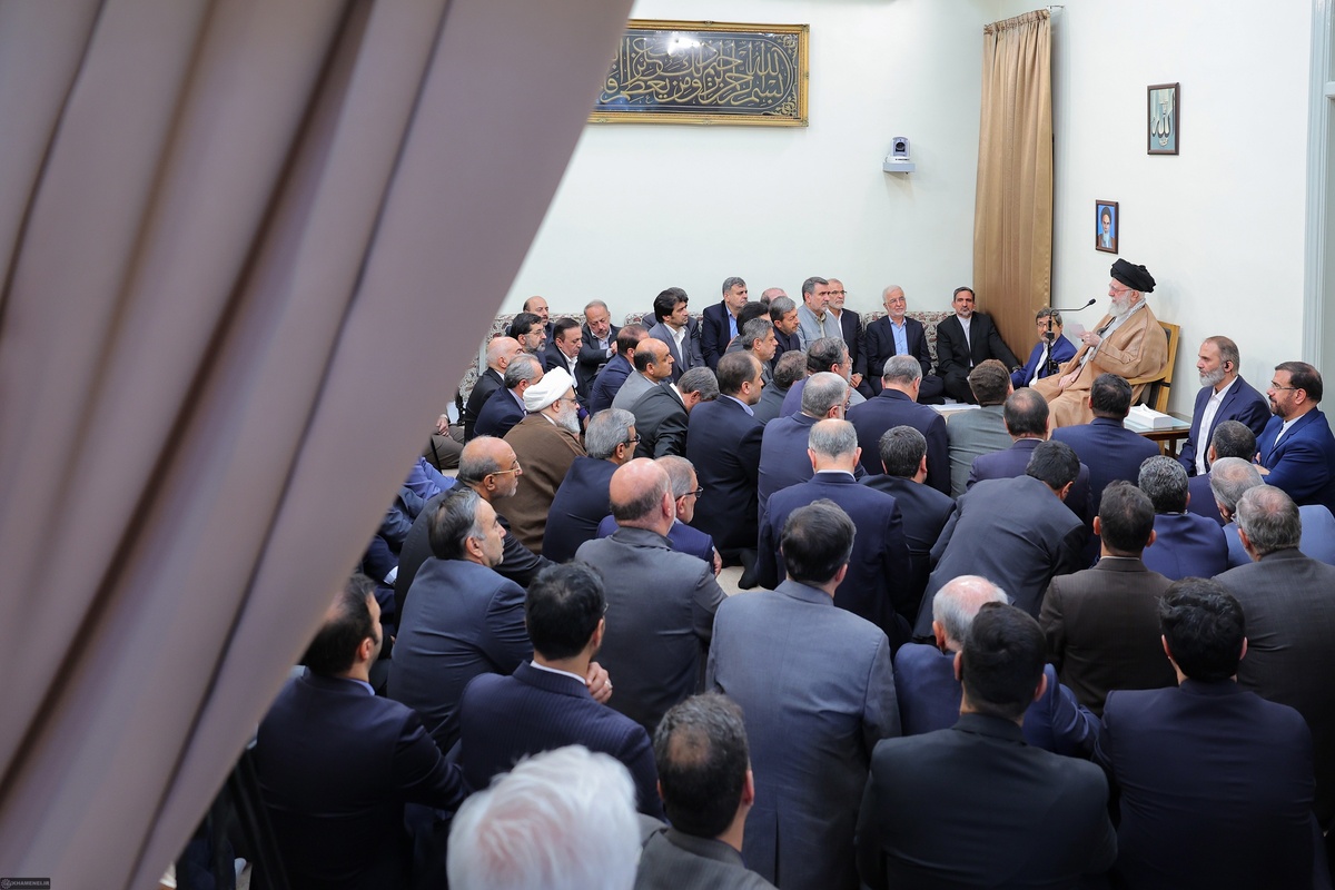 دیدار وزیر کشور و استانداران با رهبر انقلاب