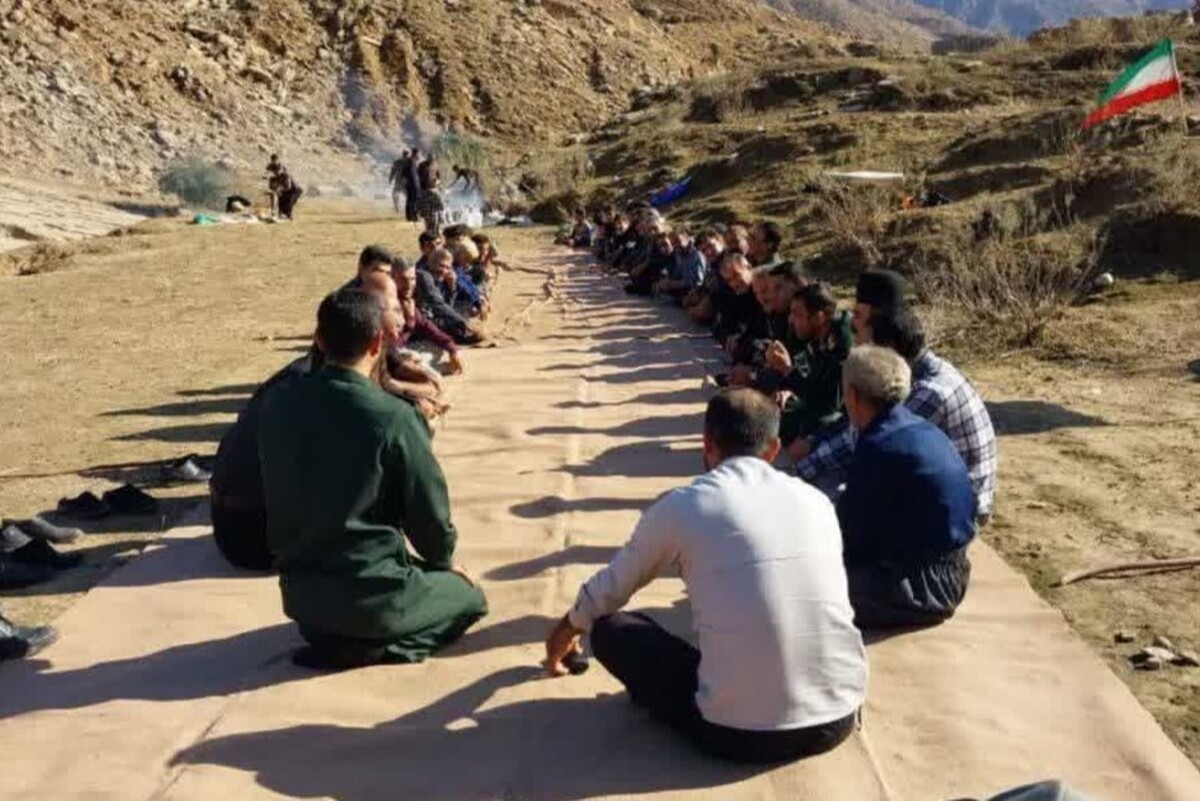دیدار مسئول سازمان بسیج عشایری سپاه خوزستان با بسیجیان بخش شهیون دزفول