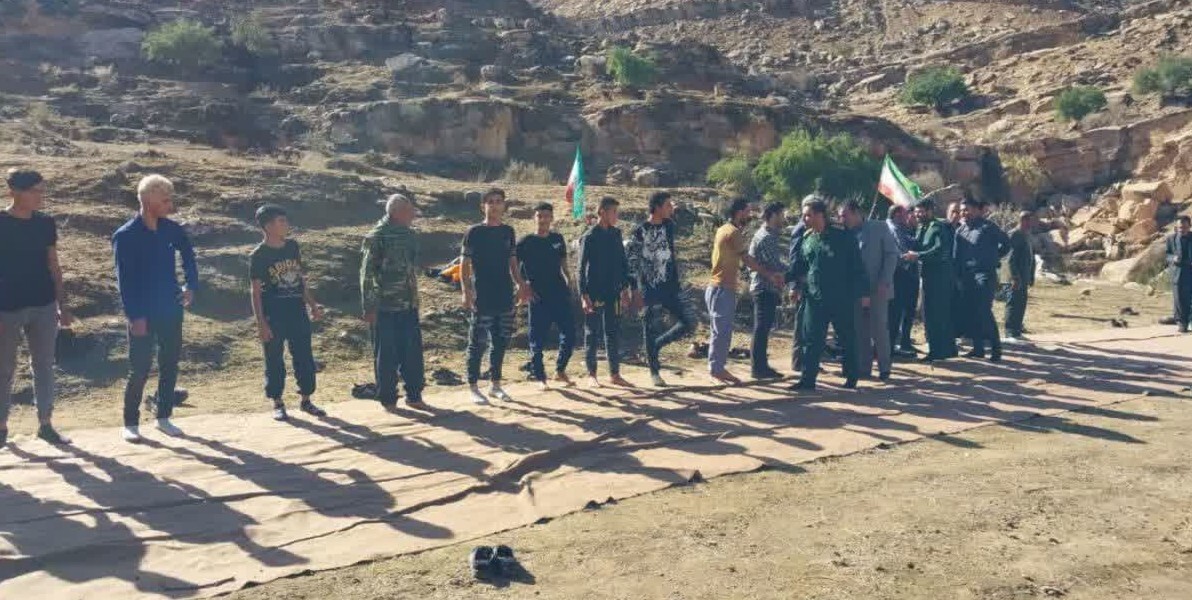 دیدار مسئول سازمان بسیج عشایری سپاه خوزستان با بسیجیان بخش شهیون دزفول