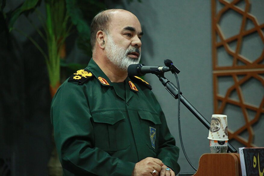 پیام تسلیت فرمانده نیروی زمینی سپاه پاسداران در پی درگذشت همسر مکرمه سردار فدوی