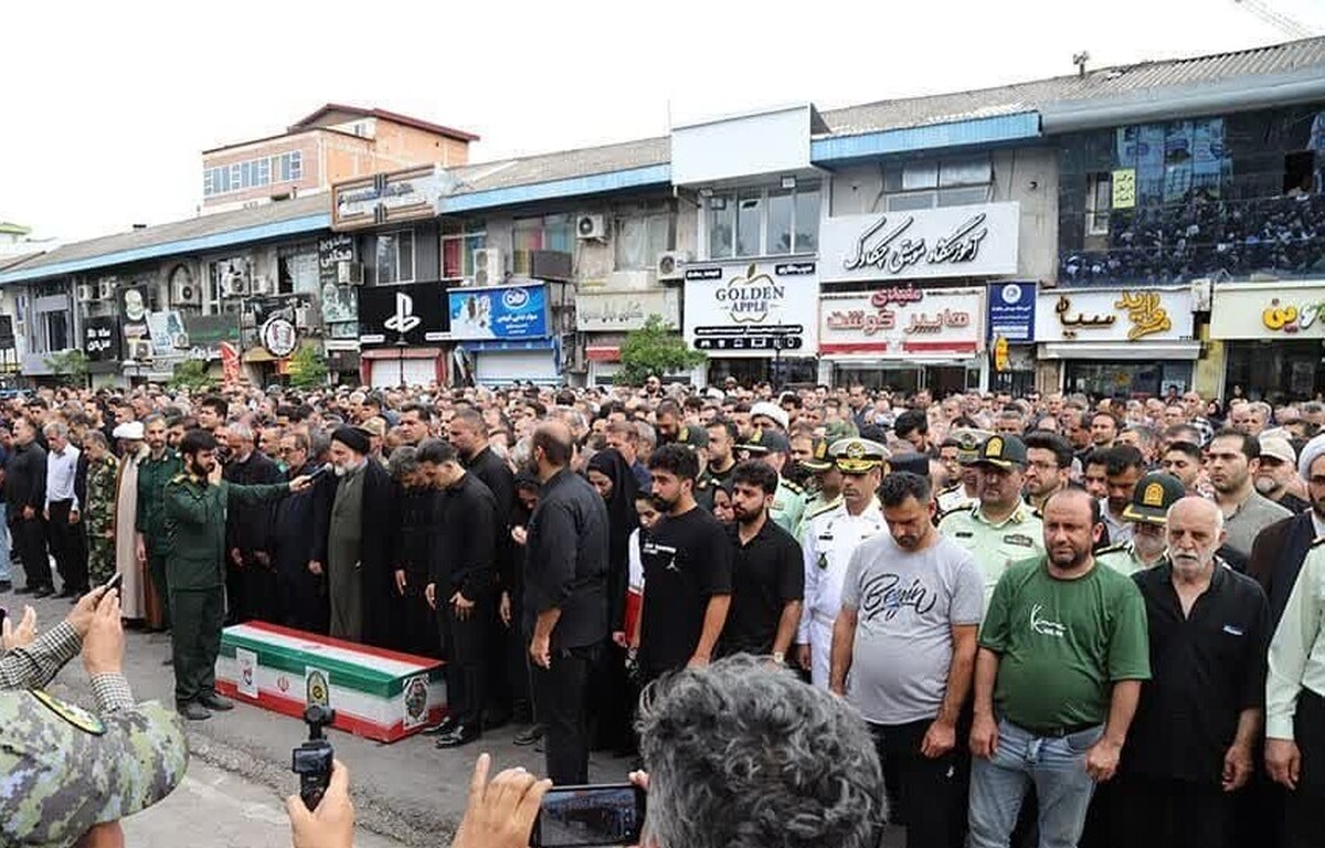 تشییع پیکر شهید مرتضی خزایی‌پول در نوشهر