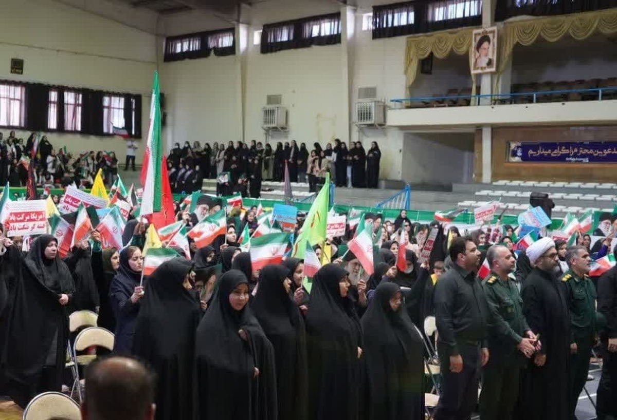 فریادهای زینبی در سنندج، بانوان انزجار خود را از دشمنان اعلام کردند