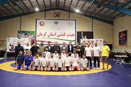 آغاز مرحله برگشت مسابقات لیگ دسته اول کشتی آزاد کشور در کرمان