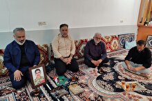 دیدار نمایندگان فرمانده نیروی زمینی سپاه و قرارگاه منطقه‌ای کربلا از خانواده‌های معزز شهدای اقتدار