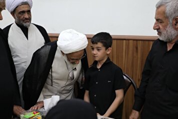 تفقد از خانواده شهدای نمایندگی ولی فقیه سپاه توسط نماینده ولی فقیه در سپاه و آیت الله کعبی عضو خبرگان رهبری