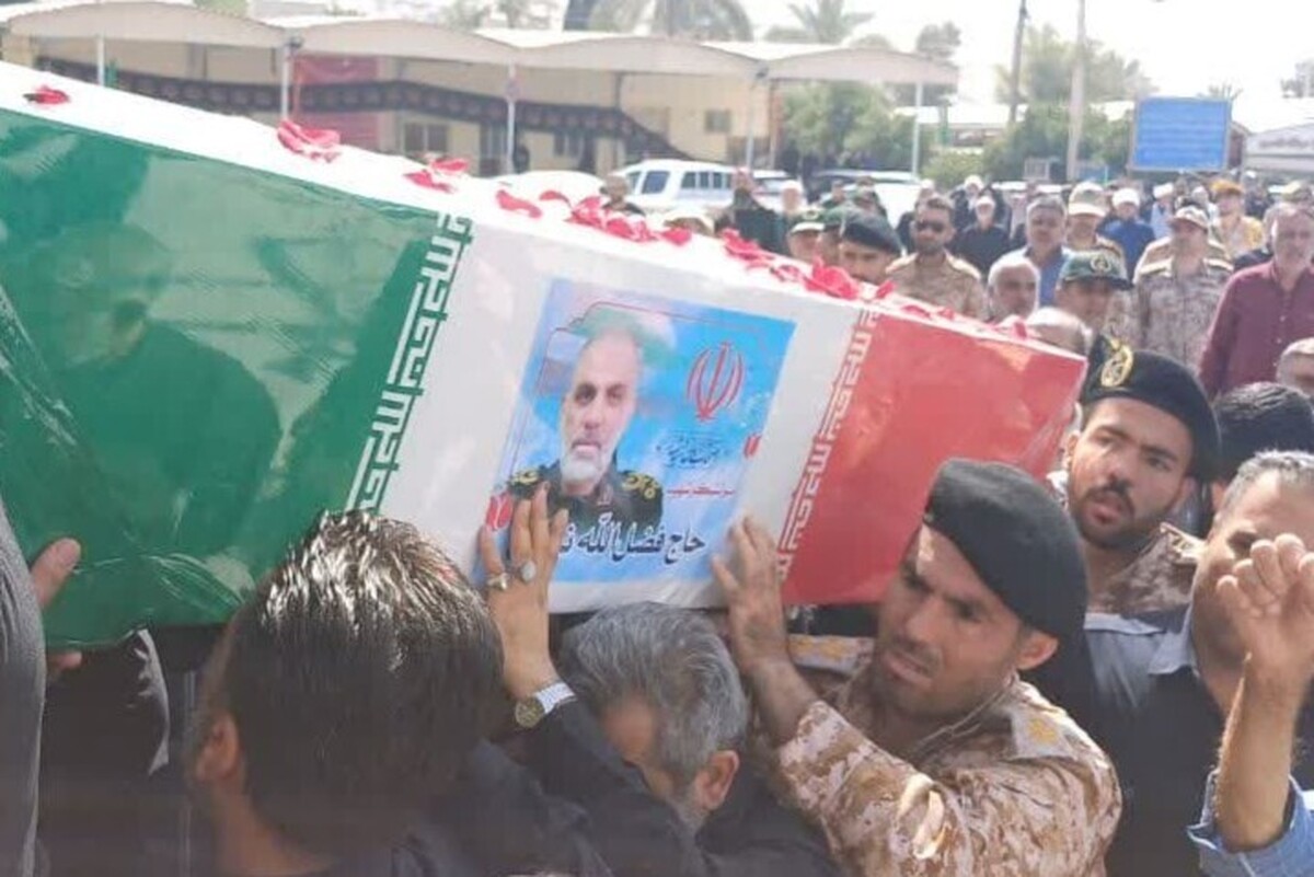 استقبال با شکوه کازرونی ها از پیکر پاک سرلشکر شهید فضل الله نوذری