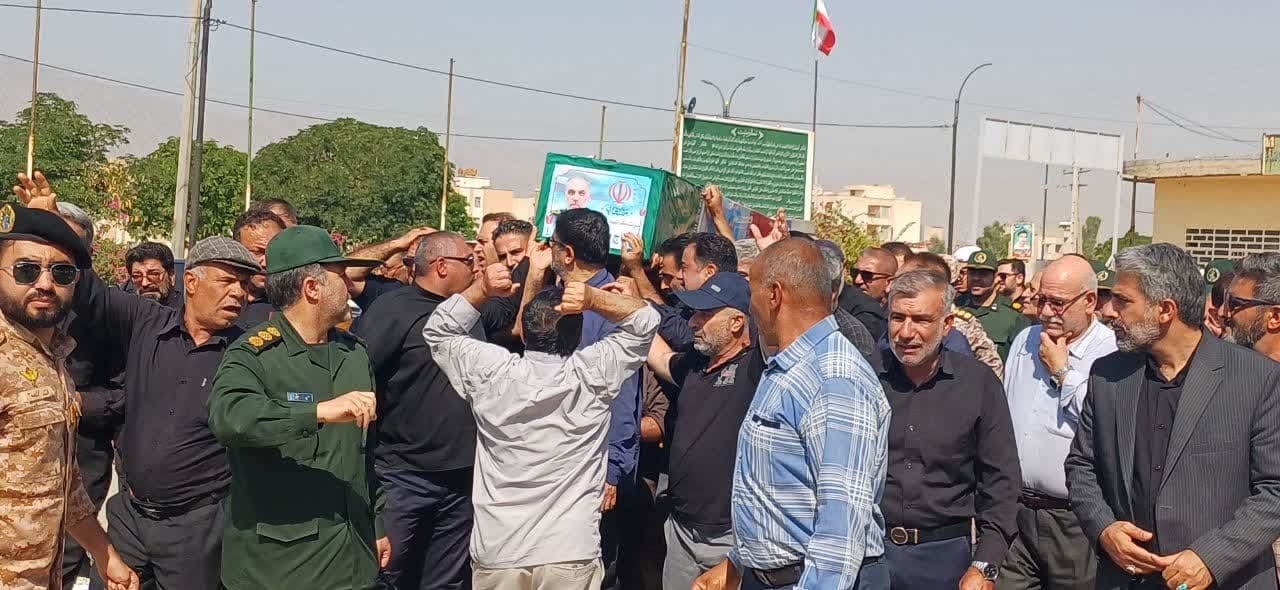 استقبال با شکوه کازرونی ها از پیکر پاک سرلشکر شهید فضل الله نوذری