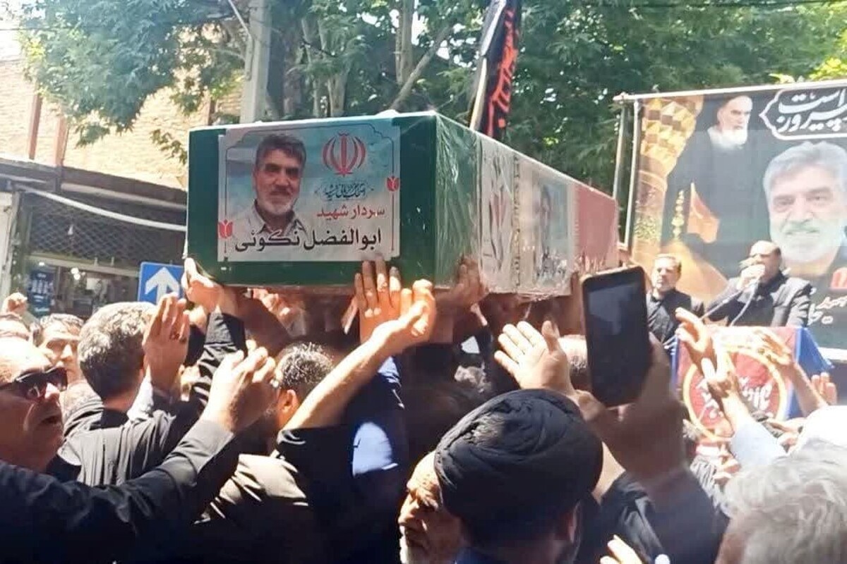 پیکر سردار شهید نیکویی در گلزار شهدای اقلید آرام گرفت