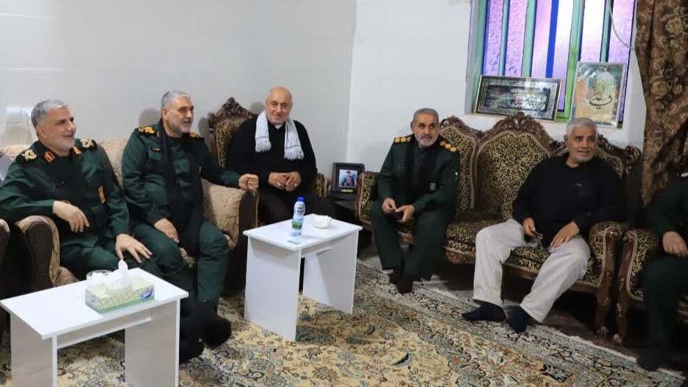 دیدار فرماندهان با سردار پیشکسوت در موکب ام الحسنین چذابه دیدار فرماندهان با سردار پیشکسوت در موکب ام الحسنین چذابه