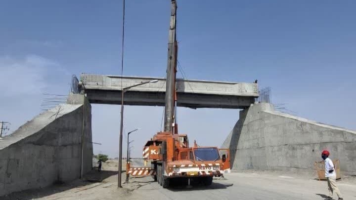 ثبت رکوردی جدید در ابرپروژه ملی راهآهن چابهار-زاهدان ثبت رکوردی جدید در ابرپروژه ملی راهآهن چابهار-زاهدان