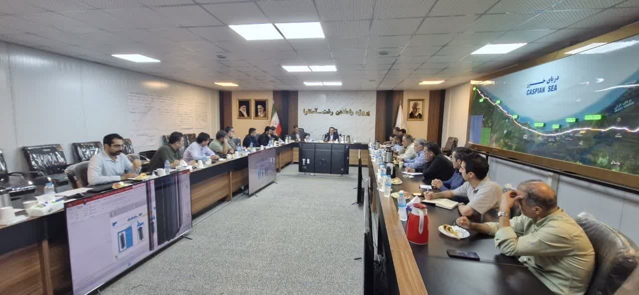 بازدید میدانی معاون راه‌آهن، بنادر و فرودگاه‌های شرکت ساخت و توسعه کشور از ابرپروژه راه‌آهن رشت – آستارا