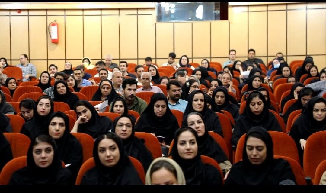 برگزاری اولین همایش استانی «مقابله با افکار آسیب رسان» در شهرکرد برگزاری اولین همایش استانی «مقابله با افکار آسیب رسان» در شهرکرد