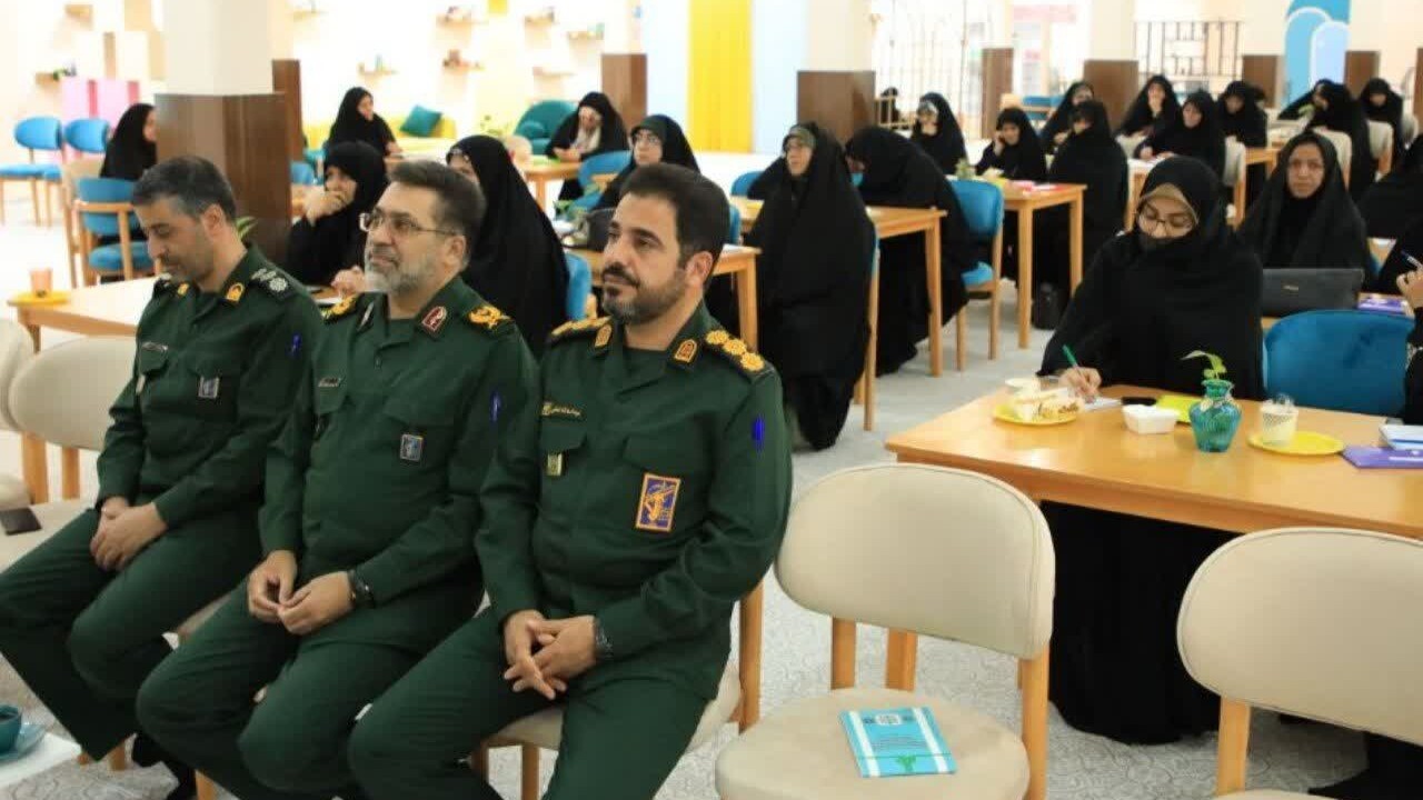 وراثت از زنان بزرگ تاریخ از جمله افتخارات بانوان امروز است وراثت از زنان بزرگ تاریخ از جمله افتخارات بانوان امروز است