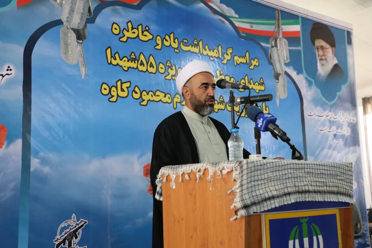 رزمندگان آذربایجانغربی و کردستان دوشادوش یکدیگر در تیپ ویژه ۵۵ شهدا حماسه میآفریدند رزمندگان آذربایجانغربی و کردستان دوشادوش یکدیگر در تیپ ویژه ۵۵ شهدا حماسه میآفریدند