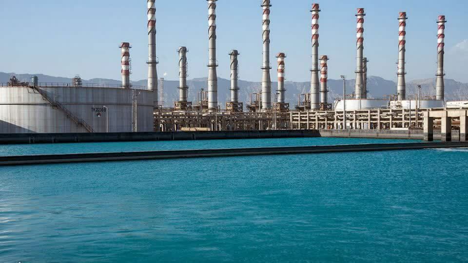 پالایشگاه ستاره خلیج فارس؛ نقطه عطفی در خودکفایی انرژی ایران پالایشگاه ستاره خلیج فارس؛ نقطه عطفی در خودکفایی انرژی ایران