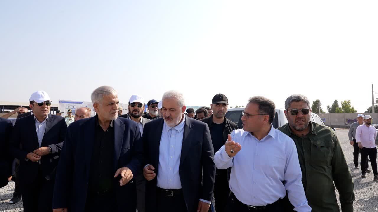 بازدید وزیر نیرو از پروژه تصفیهخانه فاضلاب پاکدشت بازدید وزیر نیرو از پروژه تصفیهخانه فاضلاب پاکدشت