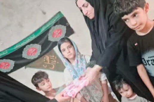 تجلیل از مادران دارای ۳ فرزند و بیشتر در کنارتخته تجلیل از مادران دارای ۳ فرزند و بیشتر در کنارتخته