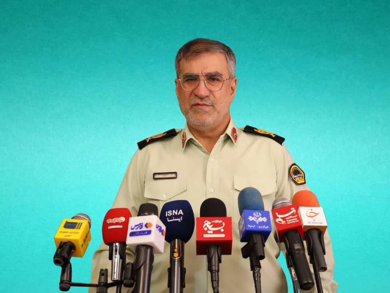 بازدیدفرمانده سپاه امام سجاد(ع)به همراه فرماندهان ارشد نظامی استان از دفتر خبرگزاری بسیج هرمزگان بازدیدفرمانده سپاه امام سجاد(ع)به همراه فرماندهان ارشد نظامی استان از دفتر خبرگزاری بسیج هرمزگان