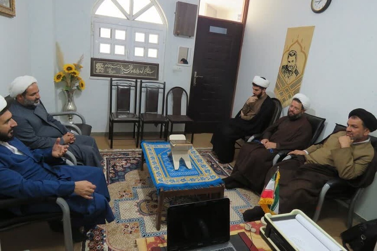 حضور معاون بازرسی ستاد فرماندهی سپاه در دوره شهید صیاد شیرازی در مرکز امامت قم