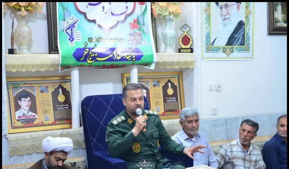 شهدا راه روشن سعادت و سربلندی را گشودند شهدا راه روشن سعادت و سربلندی را گشودند