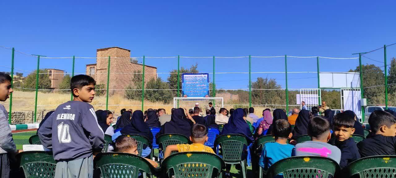 افتتاح پروژه چمن مصنوعی روستای حسینآباد (بیهکهره) افتتاح پروژه چمن مصنوعی روستای حسینآباد (بیهکهره)