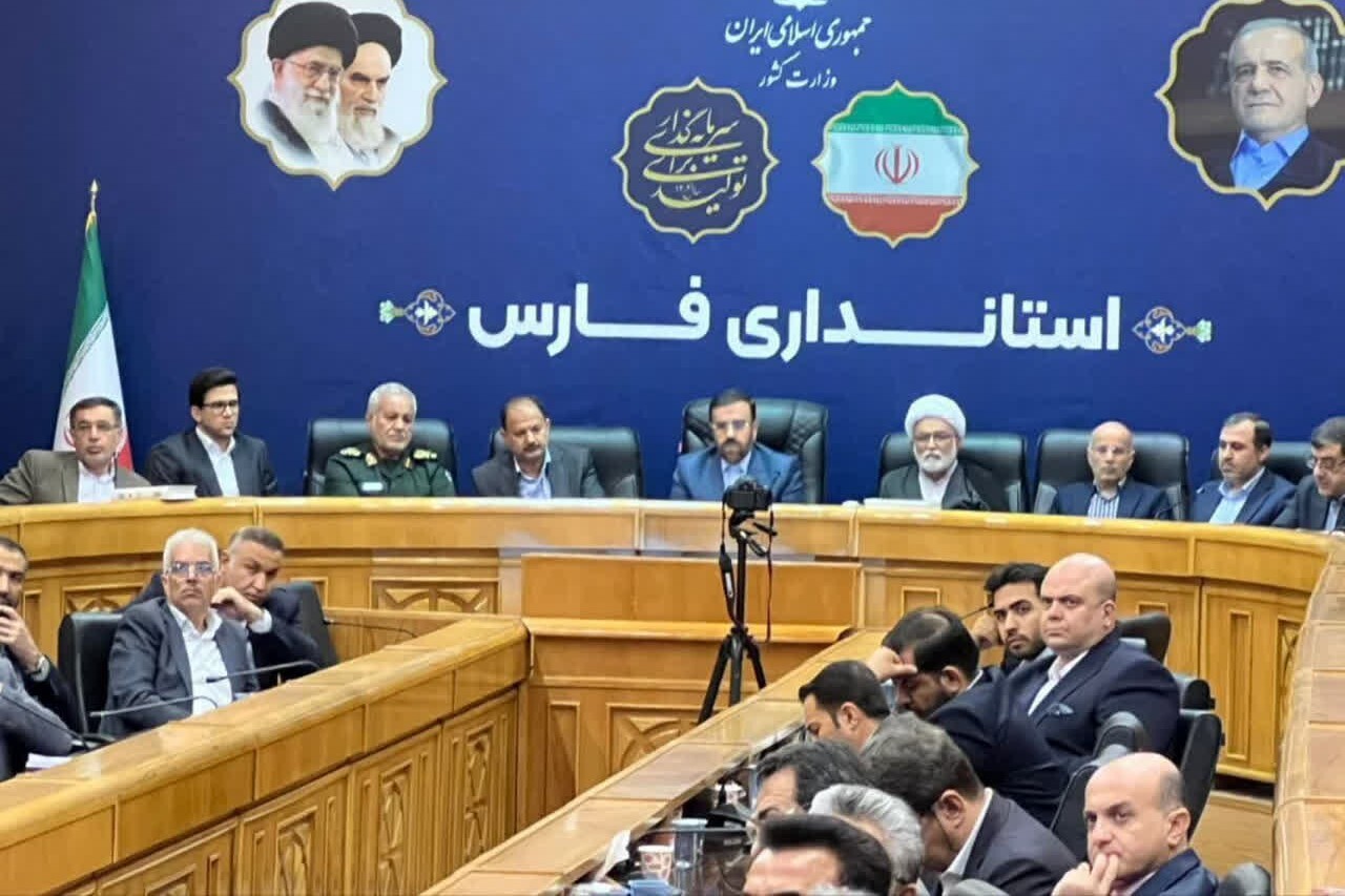 امضای قرارداد اجرای پروژه خط لوله پارس برای تأمین پایدار سوخت استان فارس با مشارکت قرارگاه سازندگی خاتمالانبیاء(ص) امضای قرارداد اجرای پروژه خط لوله پارس برای تأمین پایدار سوخت استان فارس با مشارکت قرارگاه سازندگی خاتمالانبیاء(ص)