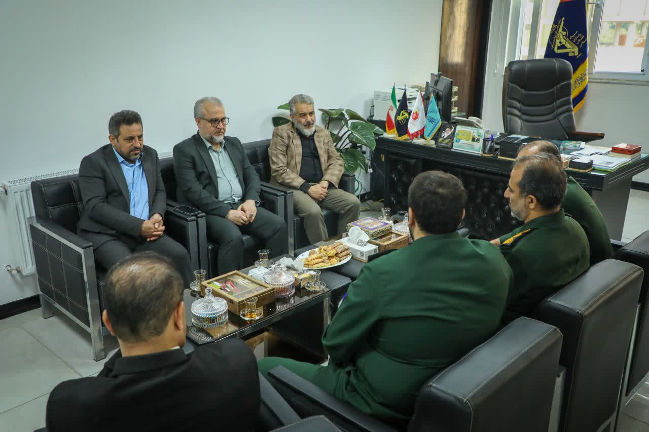 دیدار مدیرکل صدا و سیمای مازندران با فرمانده سپاه کربلا دیدار مدیرکل صدا و سیمای مازندران با فرمانده سپاه کربلا