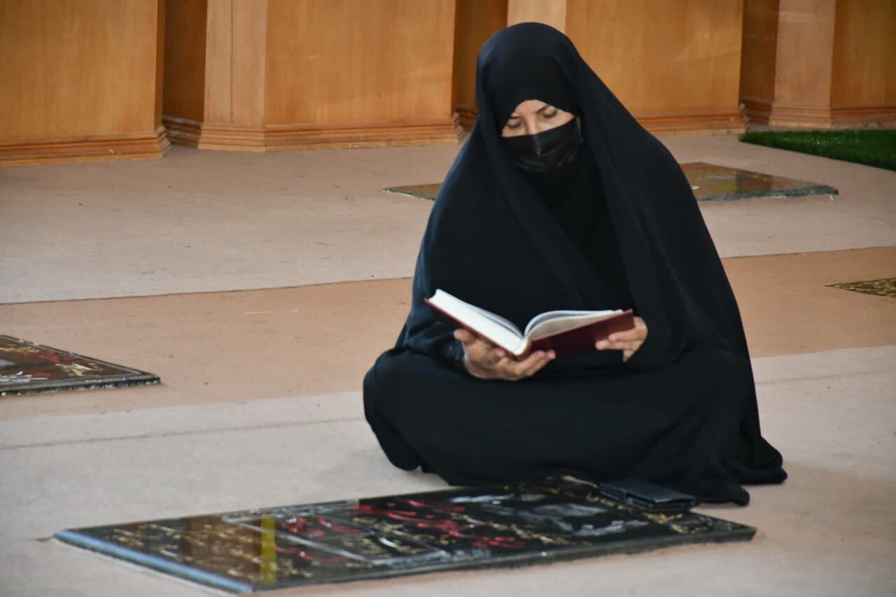 برگزاری آیین میهمانی لاله ها در یاسوج برگزاری آیین میهمانی لاله ها در یاسوج
