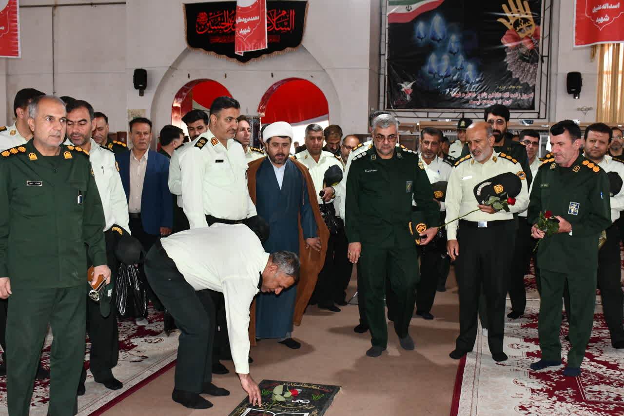 برگزاری آیین میهمانی لاله ها در یاسوج برگزاری آیین میهمانی لاله ها در یاسوج
