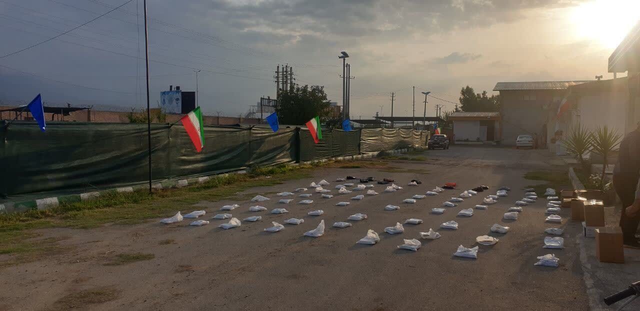 توزیع ۱۳۰ بسته نوشتافزار در مناطق محروم گلستان توسط پروژه آبرسانی شرب روستایی مؤسسه حیات سبز توزیع ۱۳۰ بسته نوشتافزار در مناطق محروم گلستان توسط پروژه آبرسانی شرب روستایی مؤسسه حیات سبز