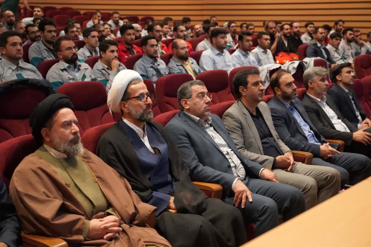 برگزاری جشنواره حضرت علیاکبر(ع) در دانشگاه ارومیه با محوریت تجلیل از سربازان نخبه برگزاری جشنواره حضرت علیاکبر(ع) در دانشگاه ارومیه با محوریت تجلیل از سربازان نخبه