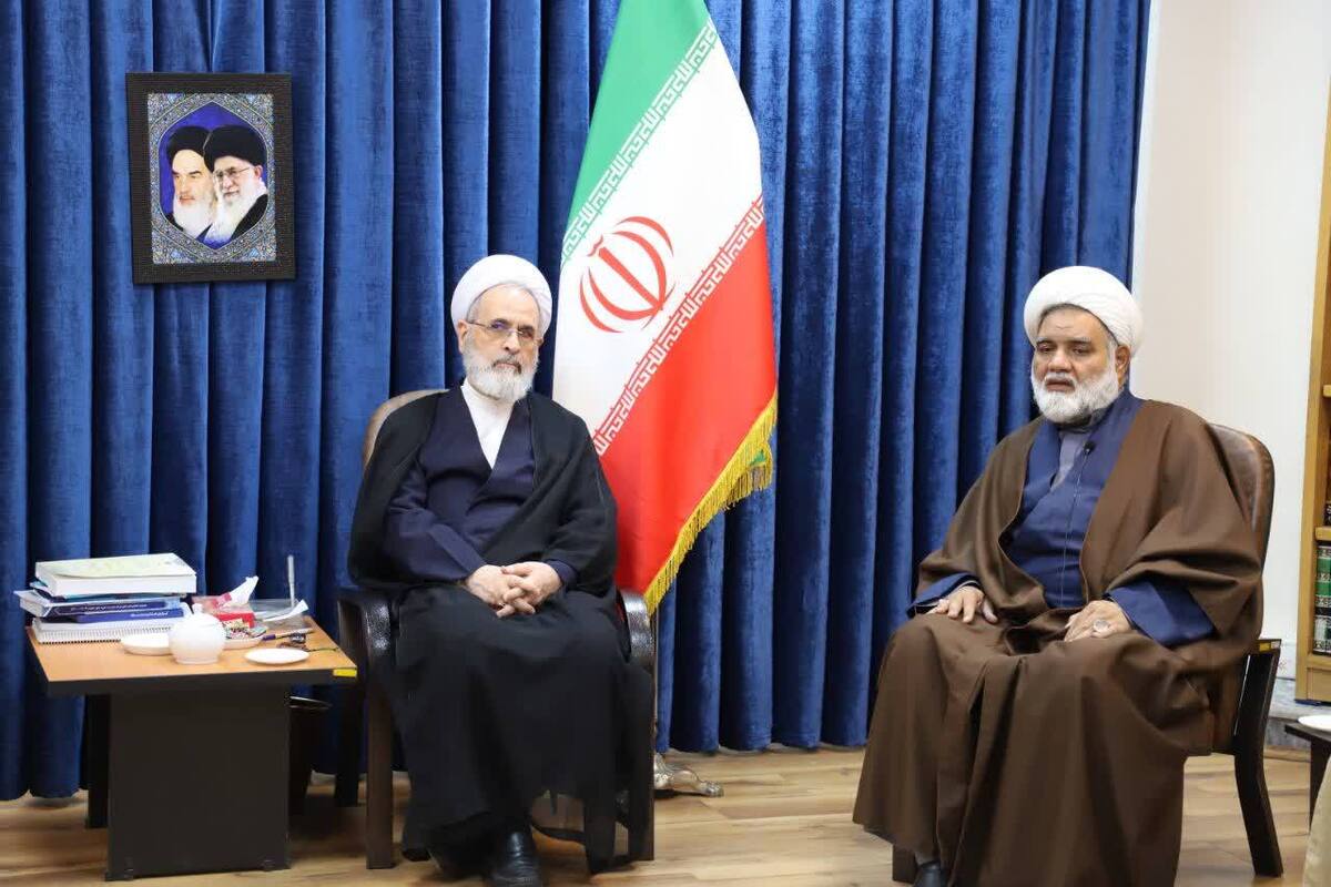 دیدار فرمانده تیپ مستقل ۸۳ روحانیون رزمی ـ تبلیغی امام جعفر صادق علیه&zwnj;السلام با آیت&zwnj;الله اعرافی