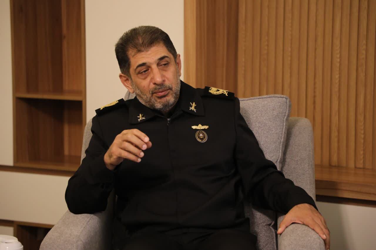 دیدار فرمانده سپاه قدس گیلان با فرمانده منطقه چهارم دریایی امام رضا(ع) نیروی دریایی ارتش در انزلی دیدار فرمانده سپاه قدس گیلان با فرمانده منطقه چهارم دریایی امام رضا(ع) نیروی دریایی ارتش در انزلی