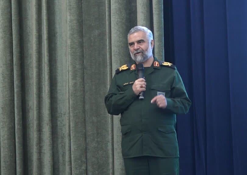 برگزاری همایش هفته دانش و پژوهش در نیروی دریایی سپاه با تأکید بر نقش پژوهشگران در ارتقای توان دریایی برگزاری همایش هفته دانش و پژوهش در نیروی دریایی سپاه با تأکید بر نقش پژوهشگران در ارتقای توان دریایی