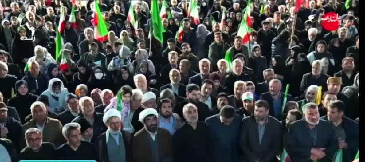 شصت و یکمین شب اجتماع پرشور مردم زنجان در میدان انقلاب