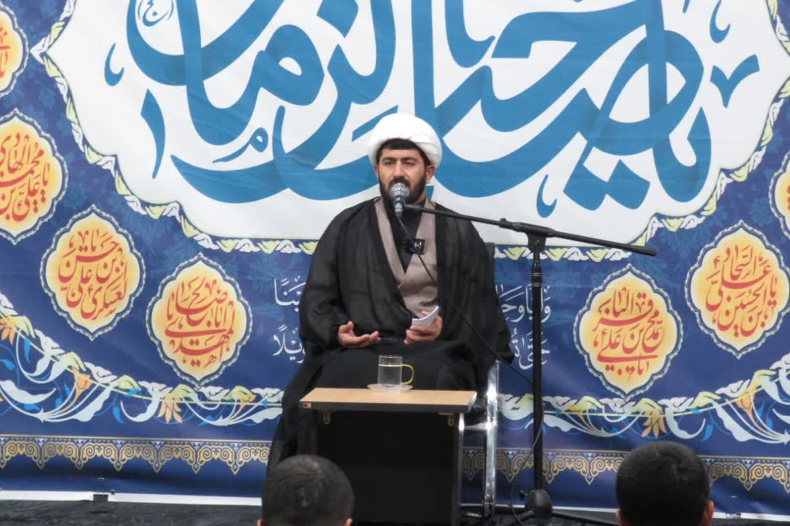 محرم امسال با هر سال فرق دارد / همزمان در عزای حسینی و سوگ سیدالشهدای انقلاب، خیابانها را ترک نکنید محرم امسال با هر سال فرق دارد / همزمان در عزای حسینی و سوگ سیدالشهدای انقلاب، خیابانها را ترک نکنید